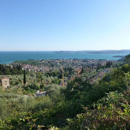 Casa Marsilva - Holiday Apartment With Roof Terrace, Near The Lake Toscolano Maderno Eksteriør billede