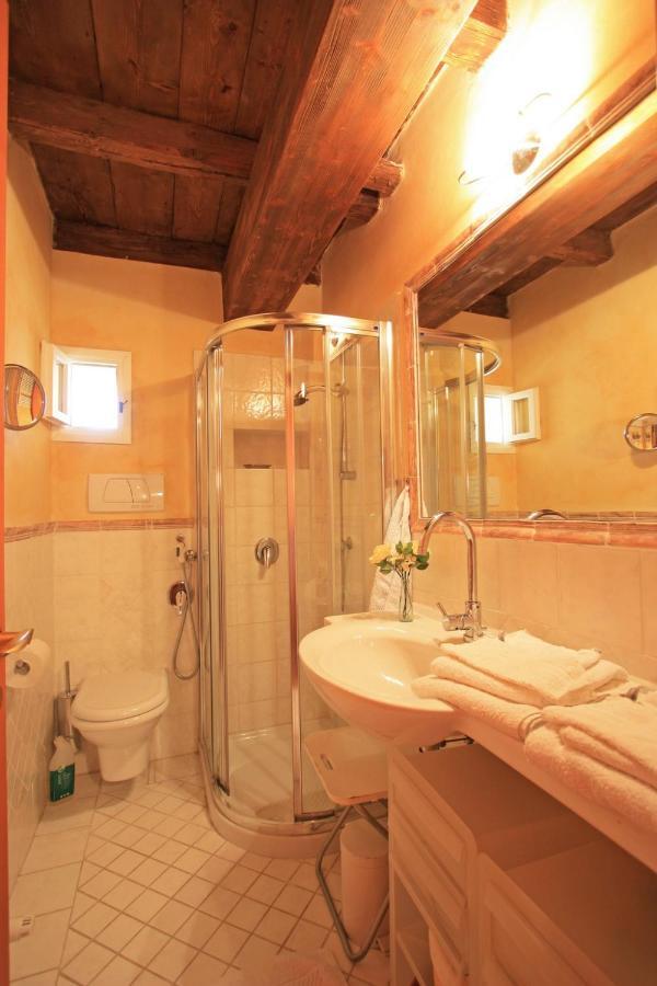 Casa Marsilva - Holiday Apartment With Roof Terrace, Near The Lake Toscolano Maderno Eksteriør billede